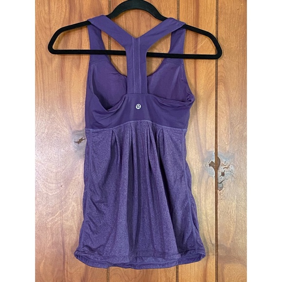 Lululemon tank - Picture 2 of 6